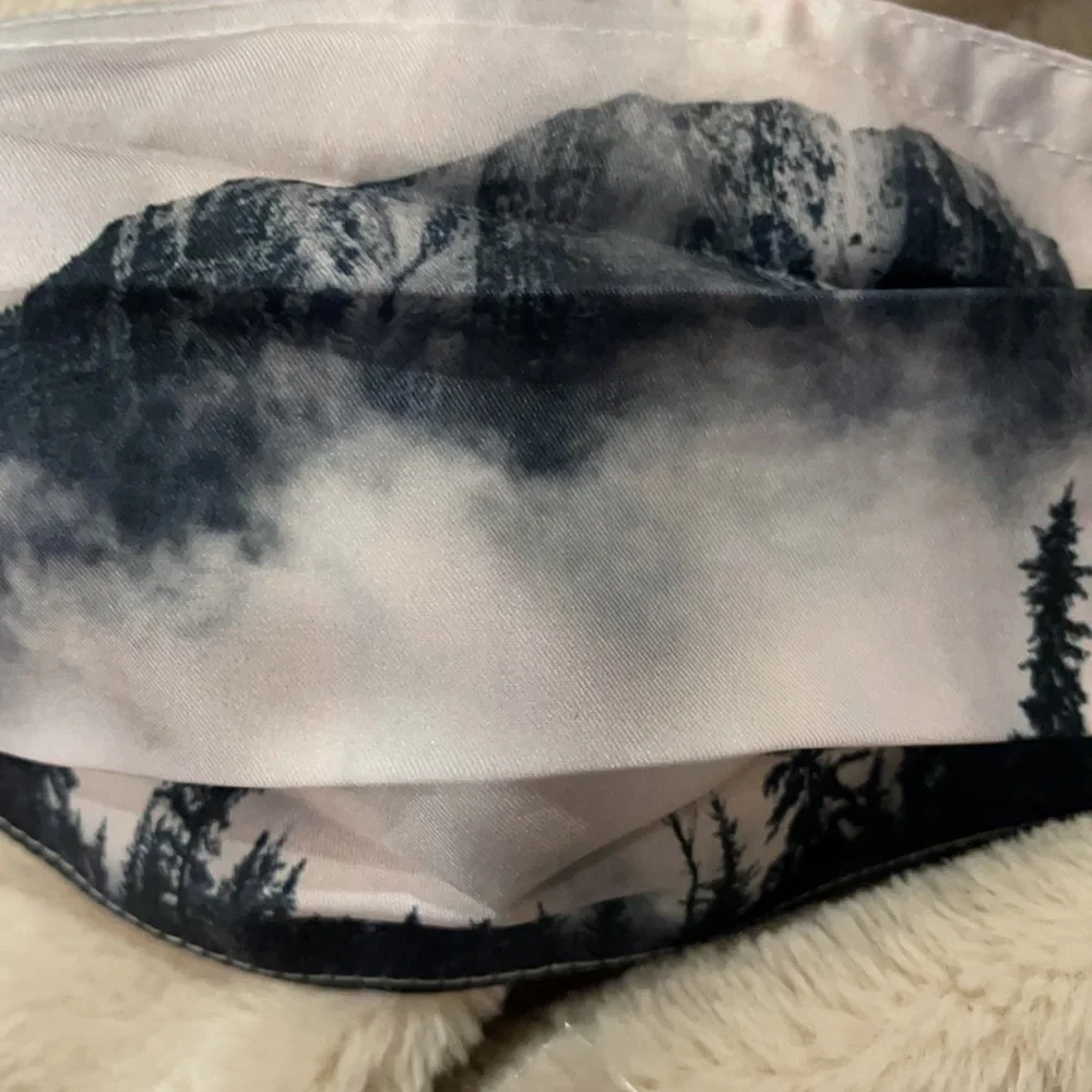 New Mountain cliff face mask